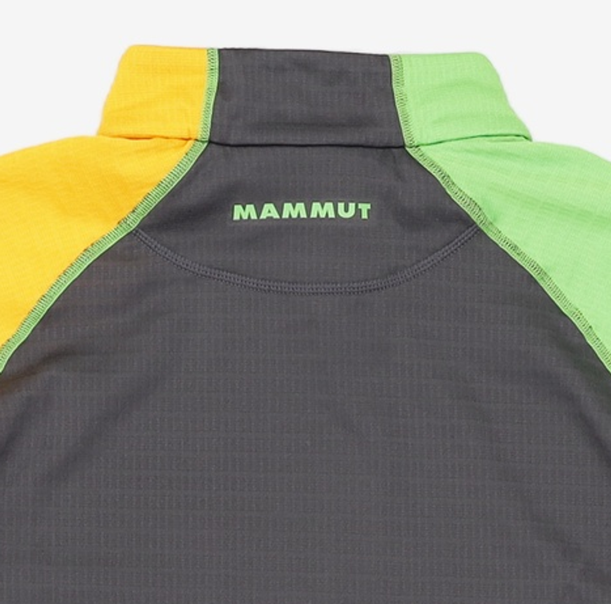 마무트(MAMMUT) 반소매 티셔츠 XL