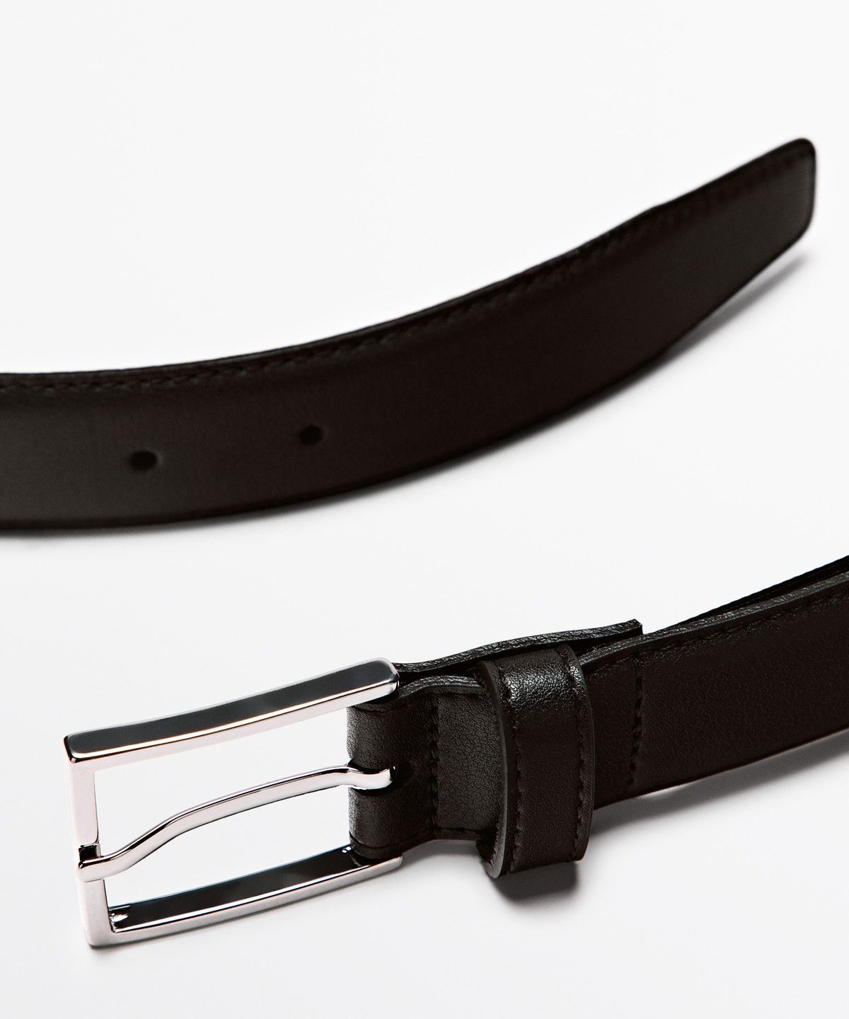마시모두띠(MASSIMO DUTTI) 스티치 디테일 나파 가죽 벨트