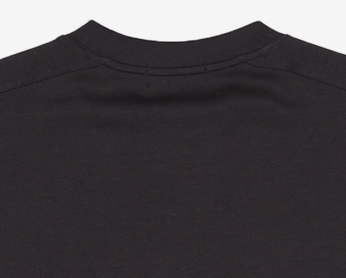 우알롱(WOOALONG) Oblique pocket sweatshirt - BLACK L