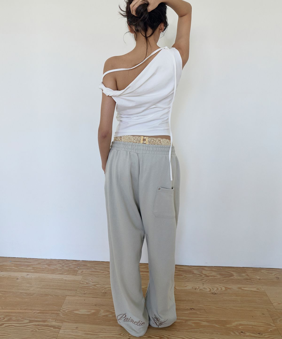 페이네틱(PAINETIC) PNT Embroidered Sweatpants (MINT BEIGE)