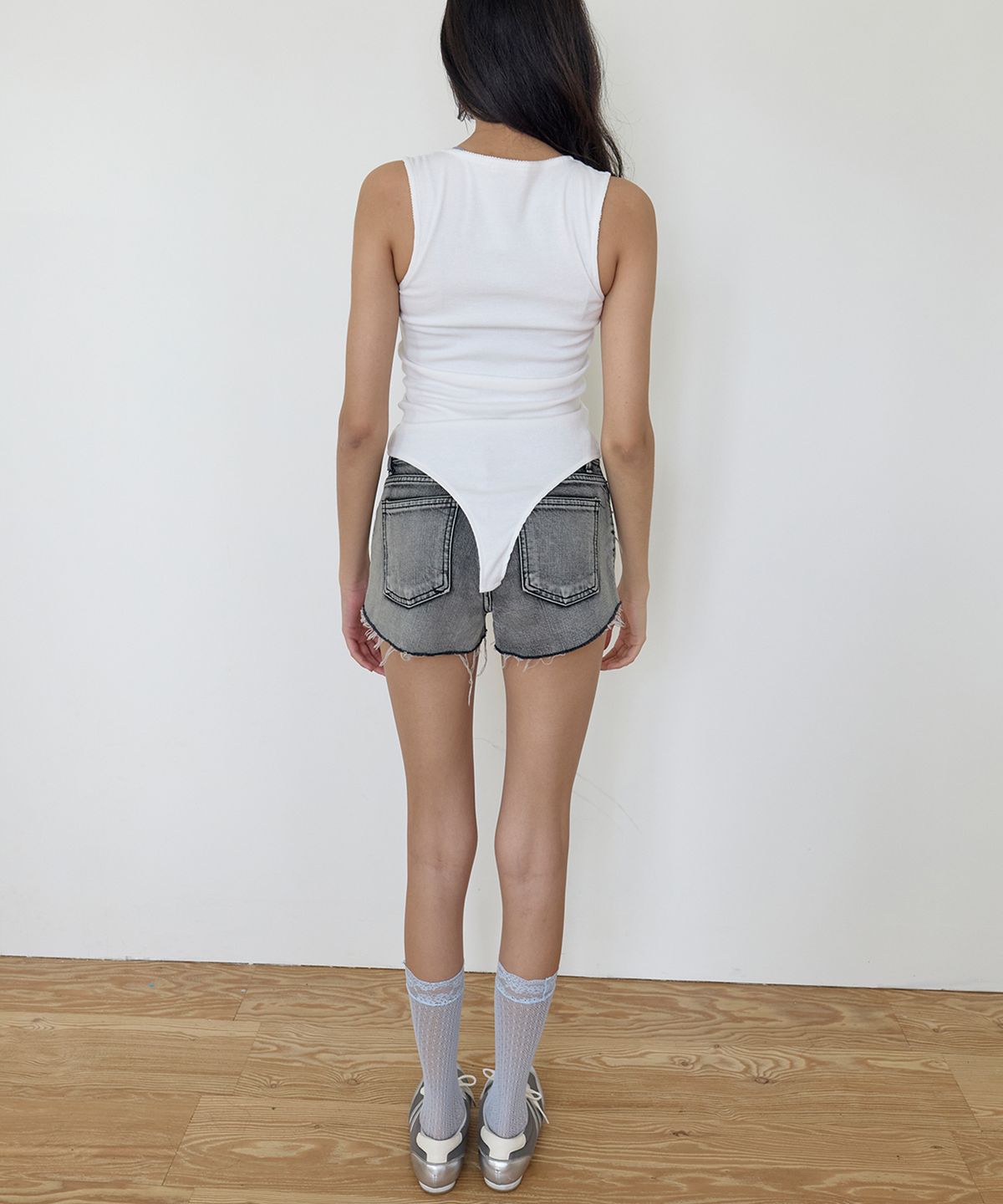 페이네틱(PAINETIC) Printed Line Sleeveless (WHITE)