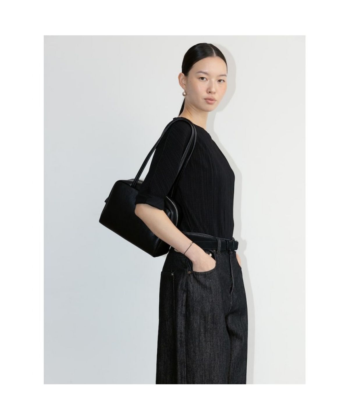 디애퍼처(THE APERTURE) Marlo Bag  Black (TA67D4A115)