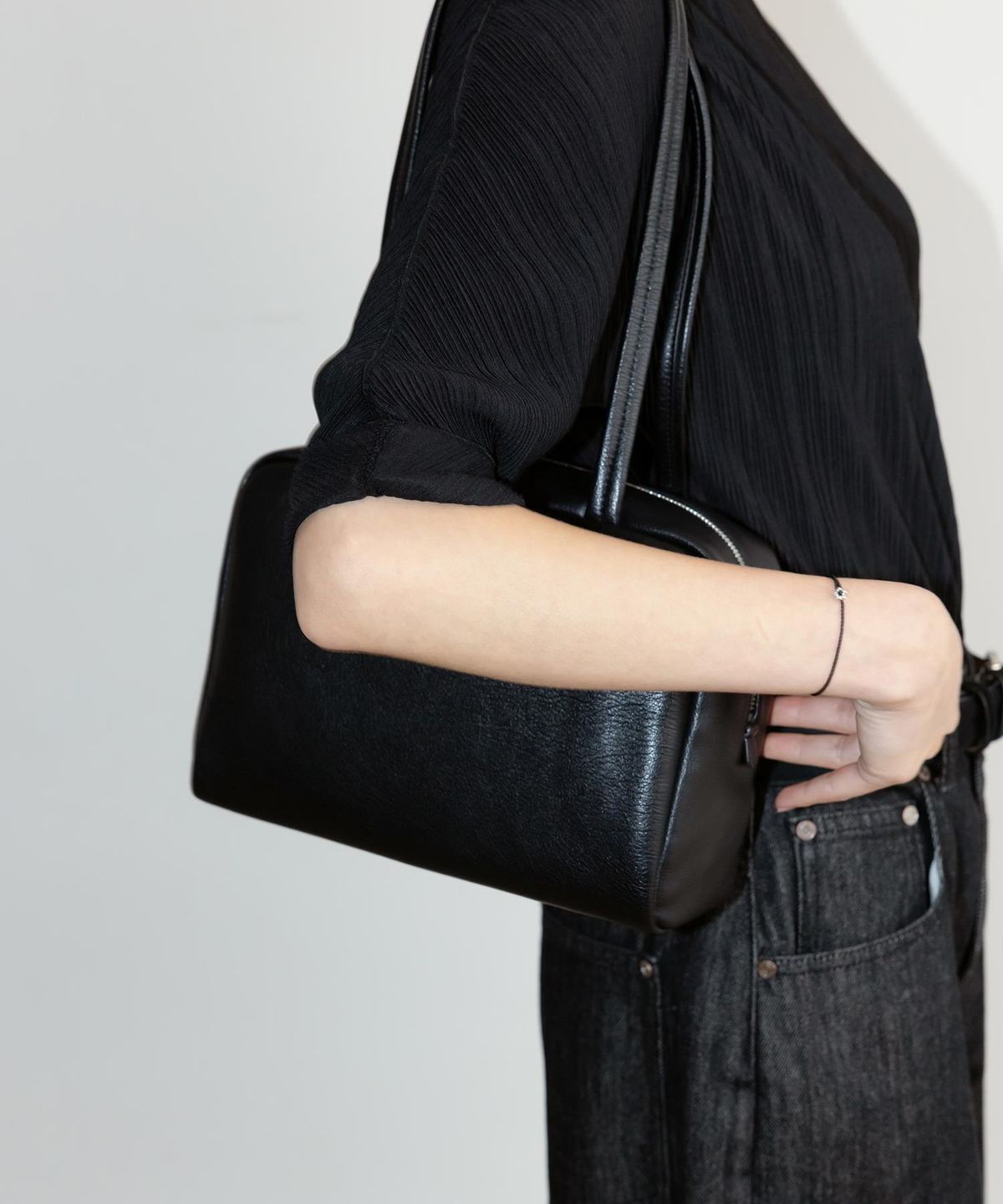 디애퍼처(THE APERTURE) Marlo Bag  Black (TA67D4A115)