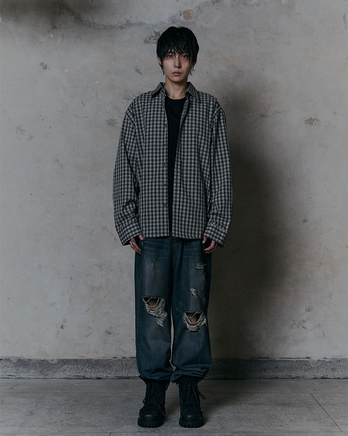 덤(THUMB) Fade Grunge Check (NAVY)