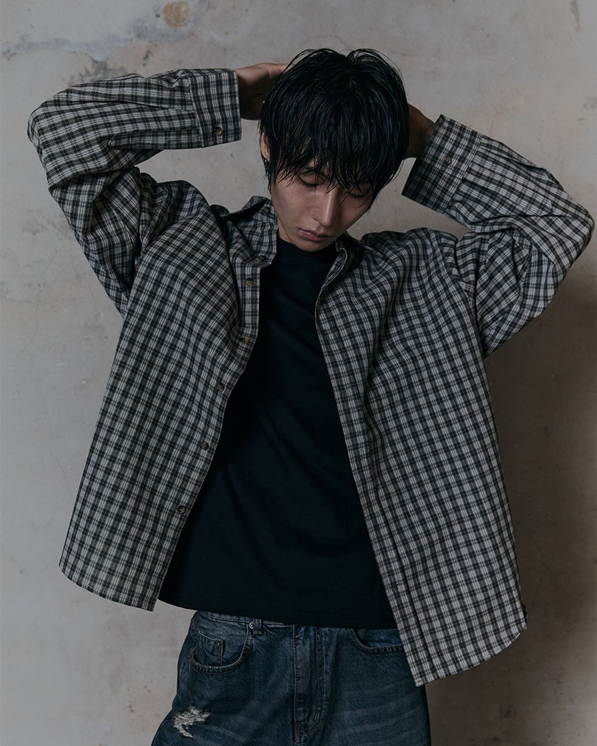 덤(THUMB) Fade Grunge Check (NAVY)