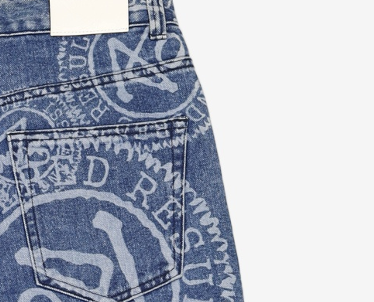 애드오프(ADDOFF) LOGO PRINTED DENIM PANTS BLUE M