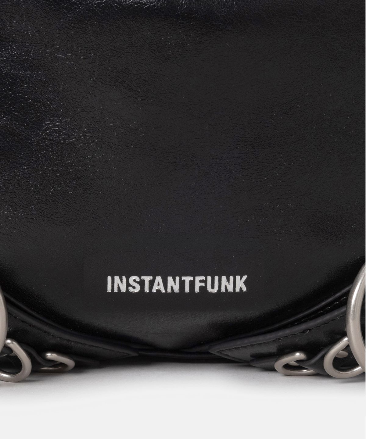 인스턴트펑크(INSTANTFUNK) BELTED HARDWARE BAG - BLACK