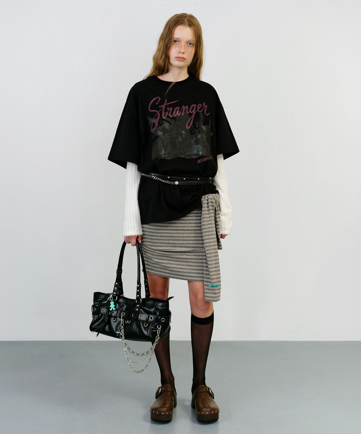인스턴트펑크(INSTANTFUNK) STUDDED BAGUETTE BAG - BLACK