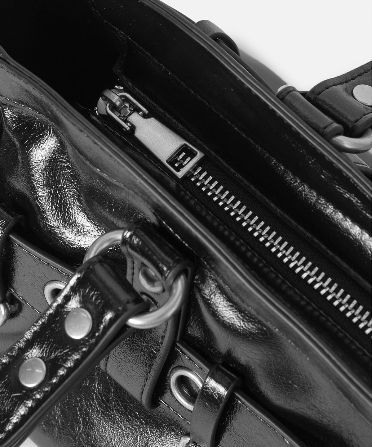 인스턴트펑크(INSTANTFUNK) STUDDED BAGUETTE BAG - BLACK
