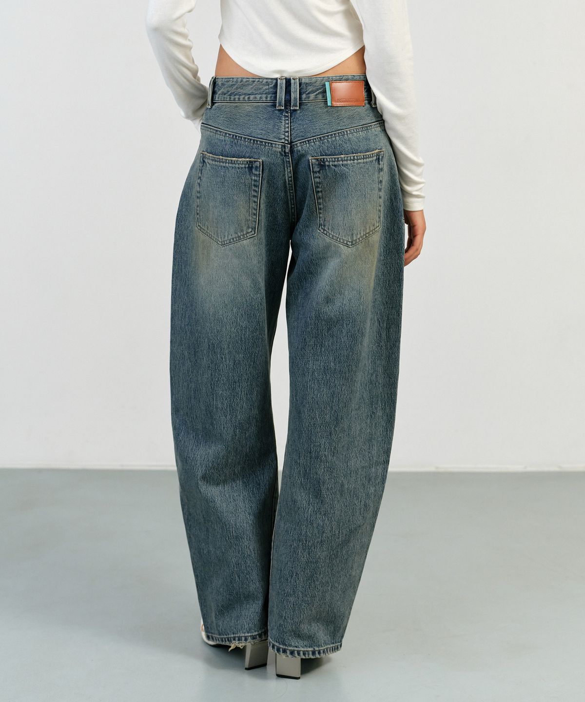 인스턴트펑크(INSTANTFUNK) WASHED ARCH FIT DENIM - BLUE