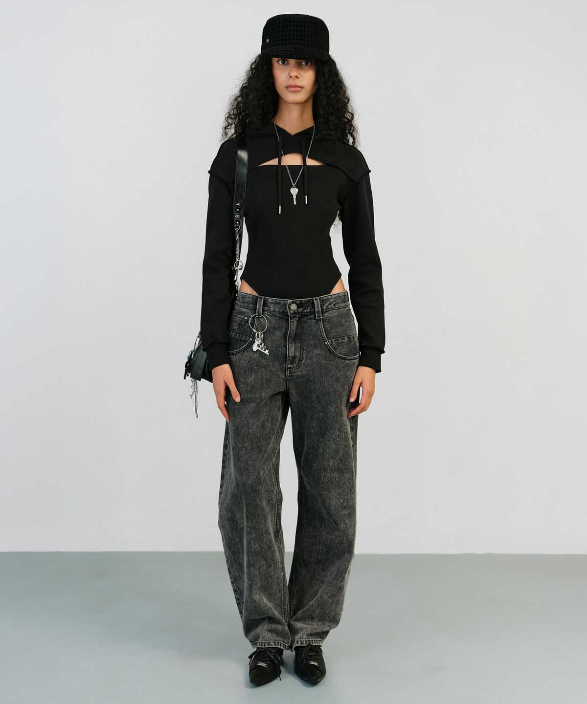 인스턴트펑크(INSTANTFUNK) HOOD BOLERO BODYSUIT - BLACK