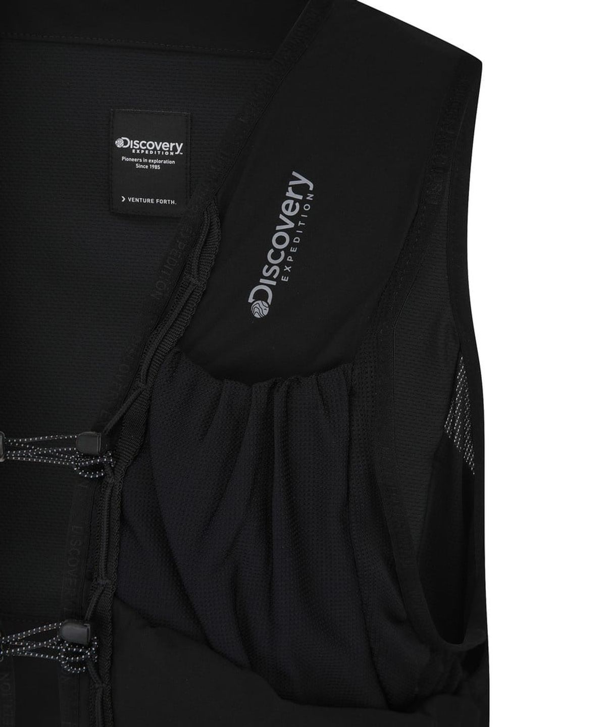 디스커버리 익스페디션(DISCOVERY EXPEDITION) 액티브 러닝 베스트 (BLACK)