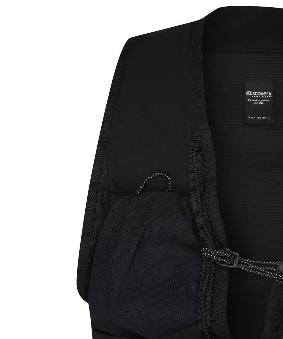 디스커버리 익스페디션(DISCOVERY EXPEDITION) 액티브 러닝 베스트 (BLACK)