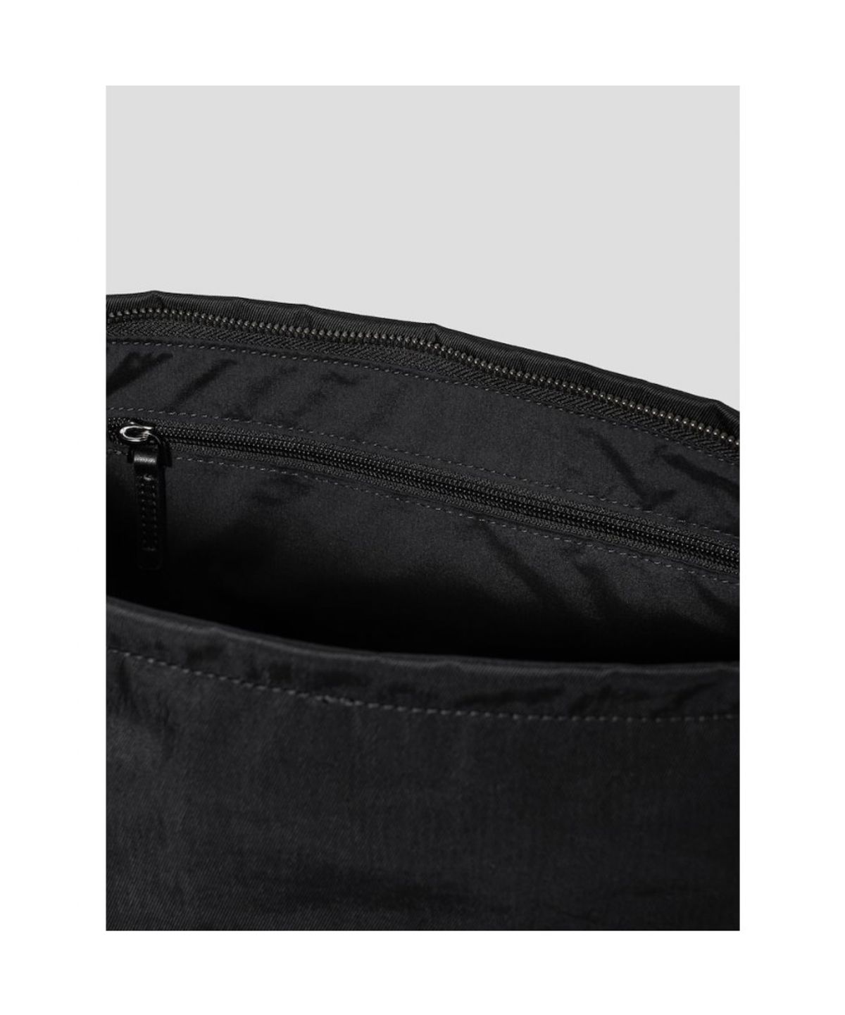 빈폴 액세서리(BEANPOLE ACCESSORY) LESS BAG_2 스몰 나일론 크로스백  블랙
