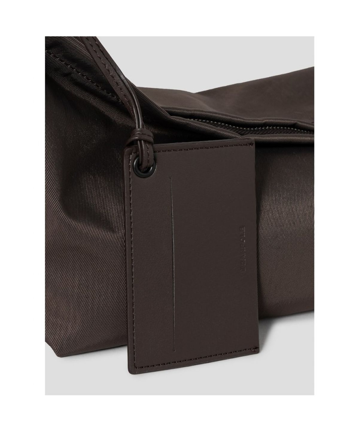 빈폴 액세서리(BEANPOLE ACCESSORY) LESS BAG_2 스몰 나일론 크로스백  브라운