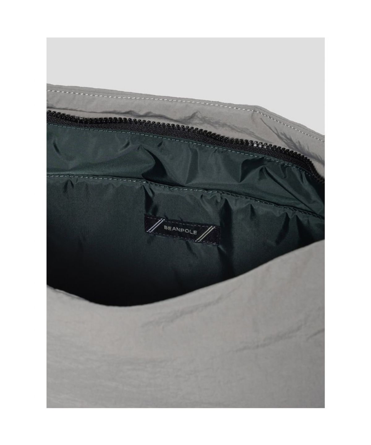 빈폴 액세서리(BEANPOLE ACCESSORY) 커뮤터 가로 메신저  라이트 그레이