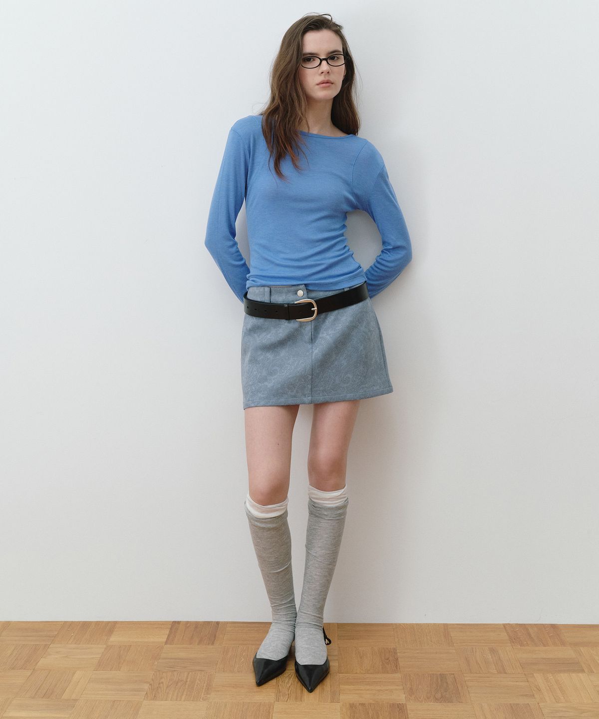 로라로라(ROLAROLA) PAISLEY SUEDE MINI SKIRT LIGHT BLUE