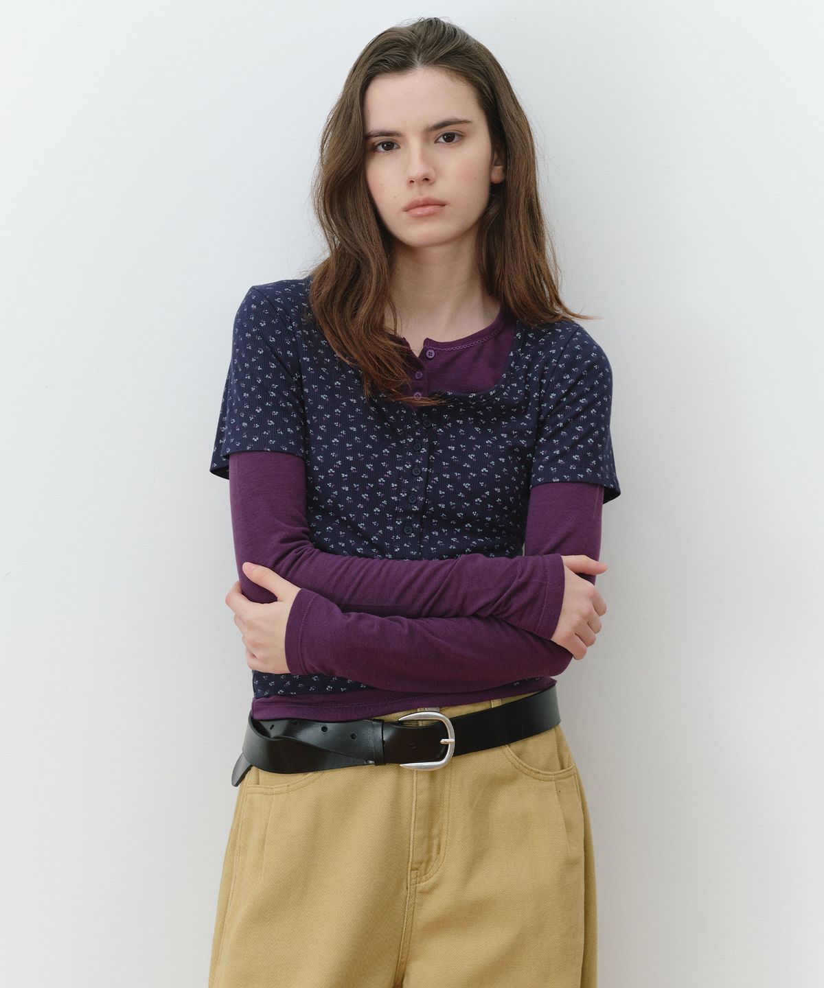 로라로라(ROLAROLA) FLOWER LAYERED HENRY NECK LONG SLEEVE NV+PU
