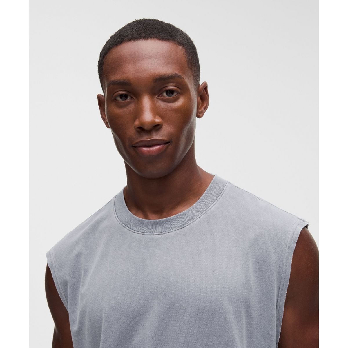 룰루레몬(LULULEMON) 이지셋 트레이닝 슬리브리스 셔츠  DWTN