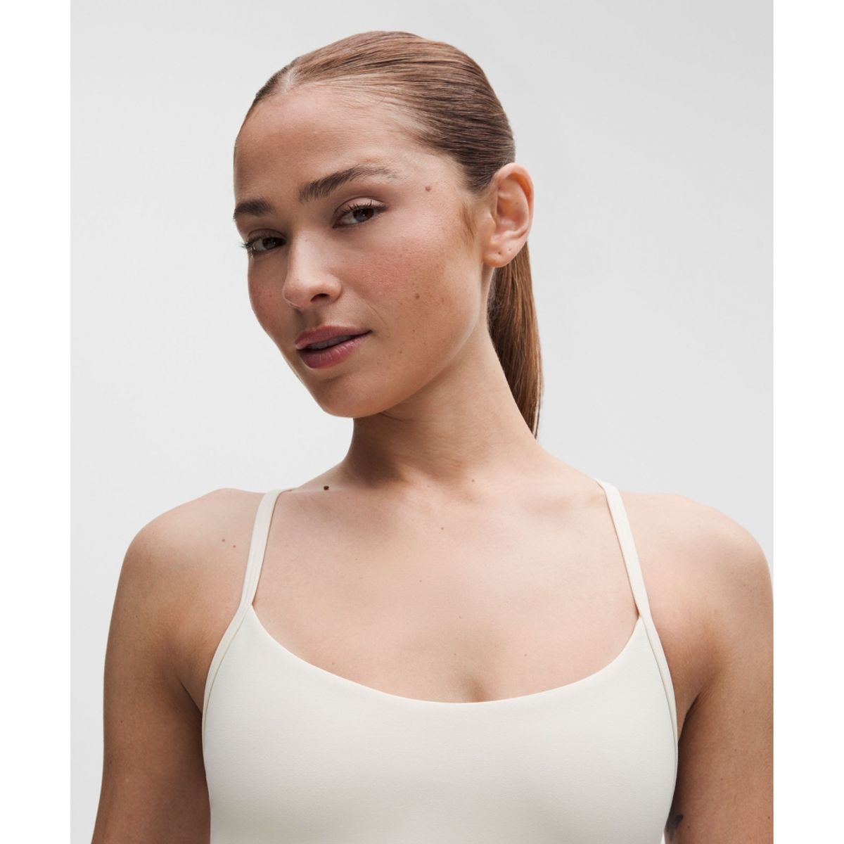 룰루레몬(LULULEMON) 플로우 Y 브라 라이트 서포트, A B컵 *업데이트 디자인  LTIV