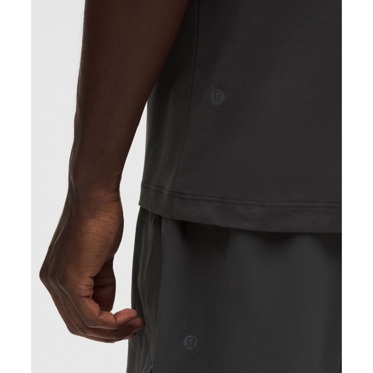 룰루레몬(LULULEMON) 제로드 인 숏슬리브 셔츠  GGRE
