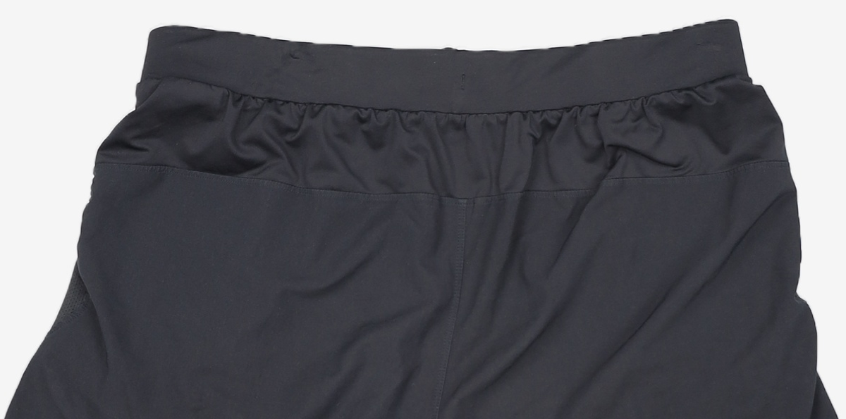 언더아머(UNDERARMOUR) 퀄리파이어 스피드포켓 브랜디드7인치 쇼츠 (블랙) XL