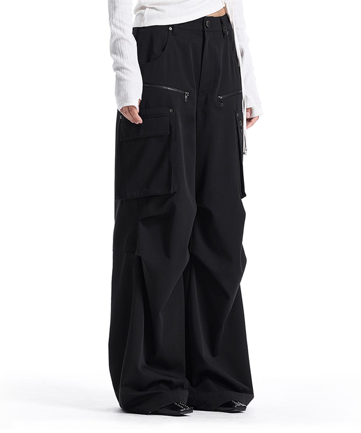 트리밍버드(TREEMINGBIRD) Bootcut Cargo Utility Pants [ Black ]