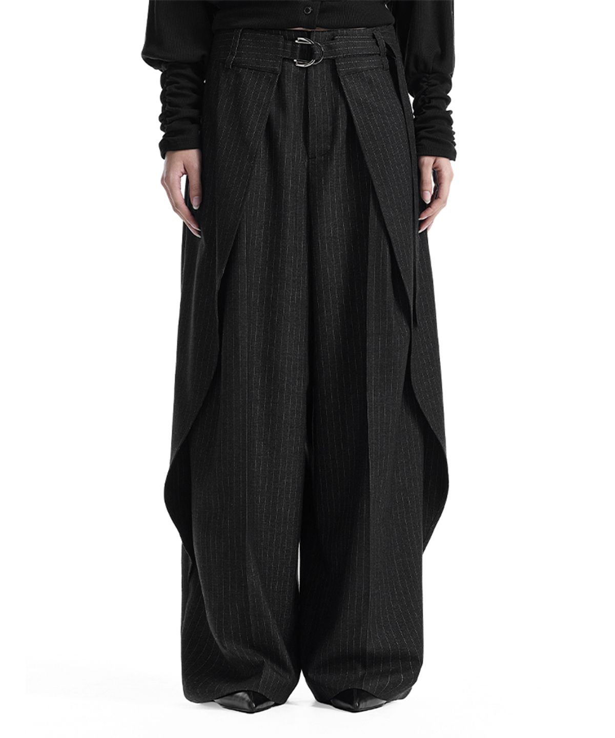 트리밍버드(TREEMINGBIRD) Buckle Layered Set-Up Wide Slacks [ Black ]