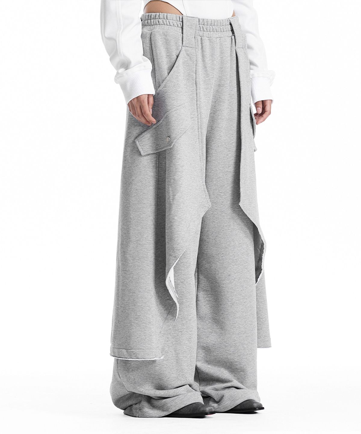 트리밍버드(TREEMINGBIRD) Raw-Edge Layered Sweat Pants [ Melange Gray ]