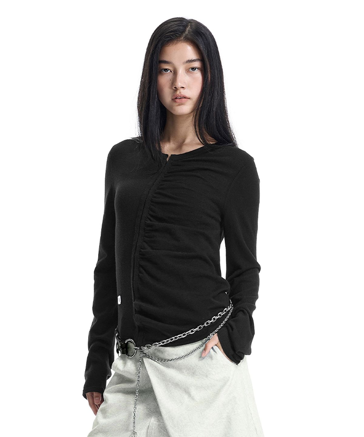 트리밍버드(TREEMINGBIRD) Hook-Detail Shirred Cardigan [ Black ]