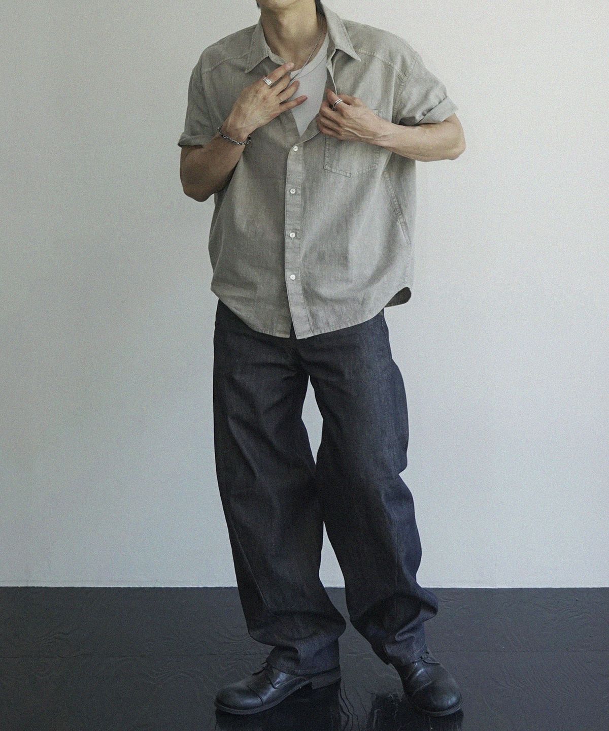 시도(SIIIIDO) GAIUS HALF SHIRT(BEIGE)