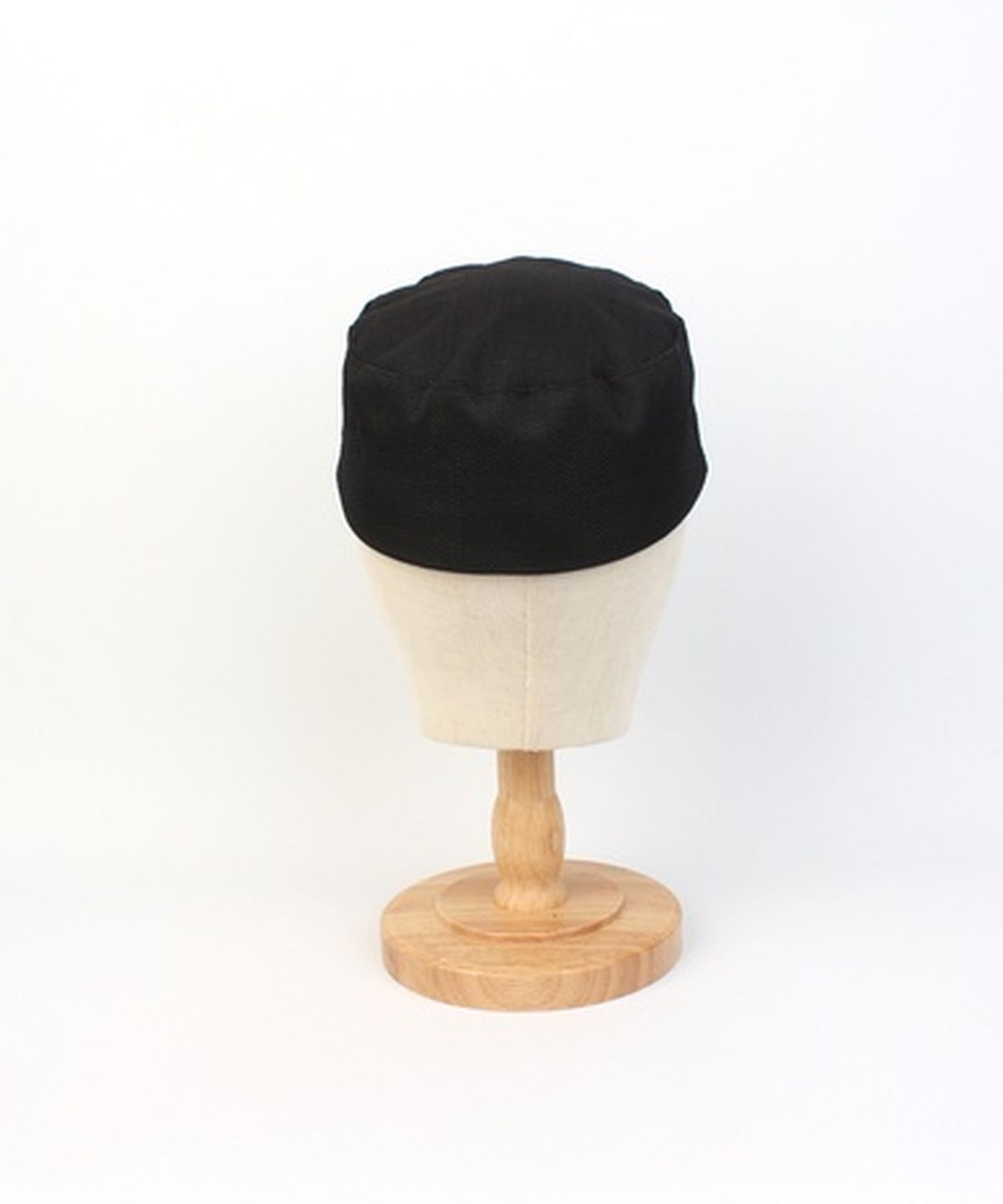유니버셜 케미스트리(UNIVERSAL CHEMISTRY) Linen Black Logo Riding Cap 승마모자