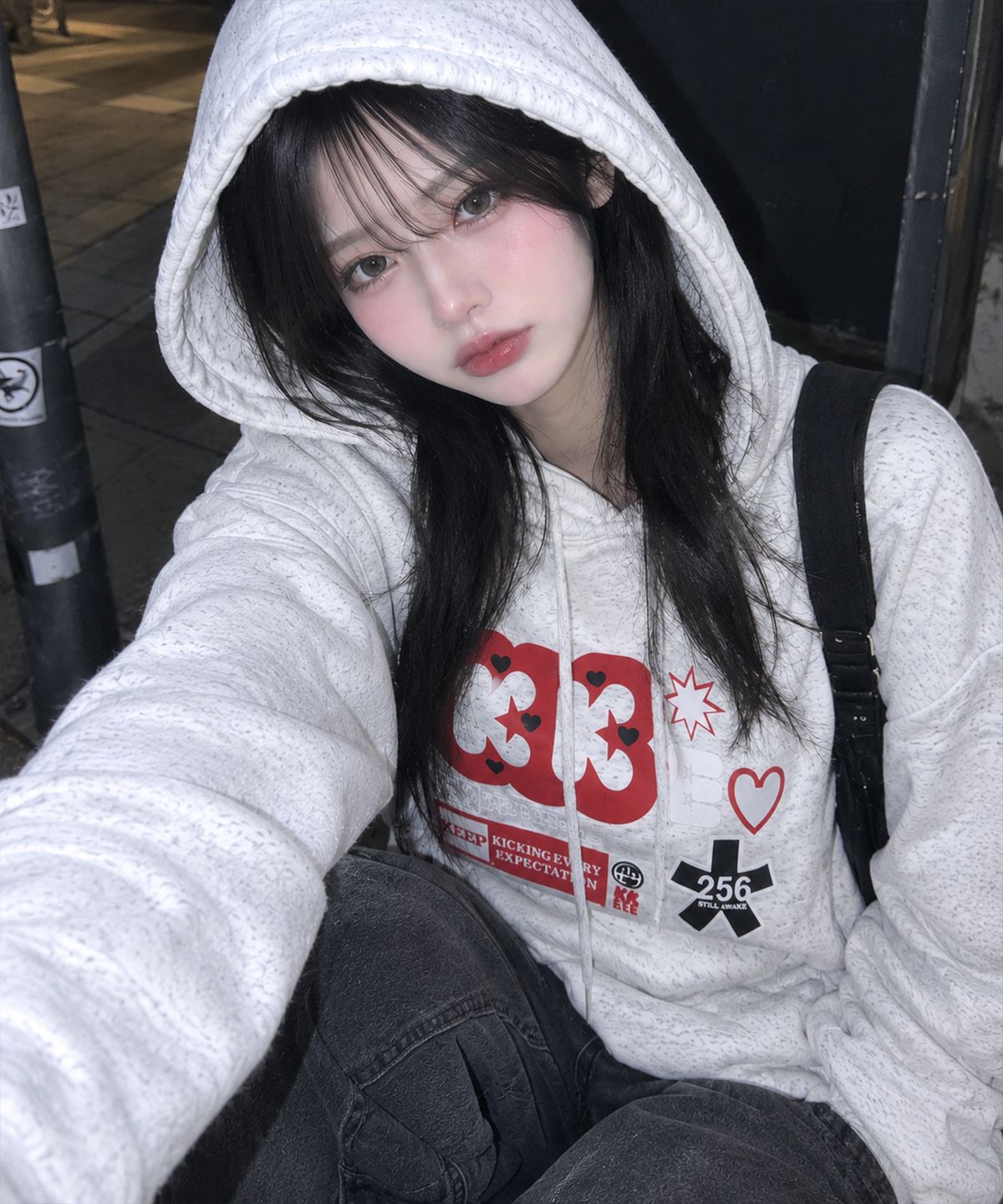 케이케이이이이(KKEEE) 리버스 아이덴 오버핏 후드티(3color)