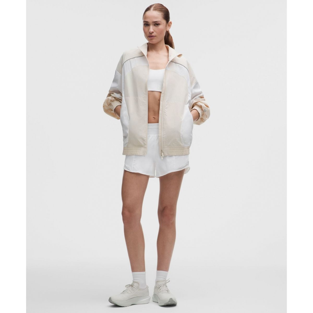 룰루레몬(LULULEMON) 벤틸레이티드 오버사이즈드 트랙 재킷  LTIV WHT