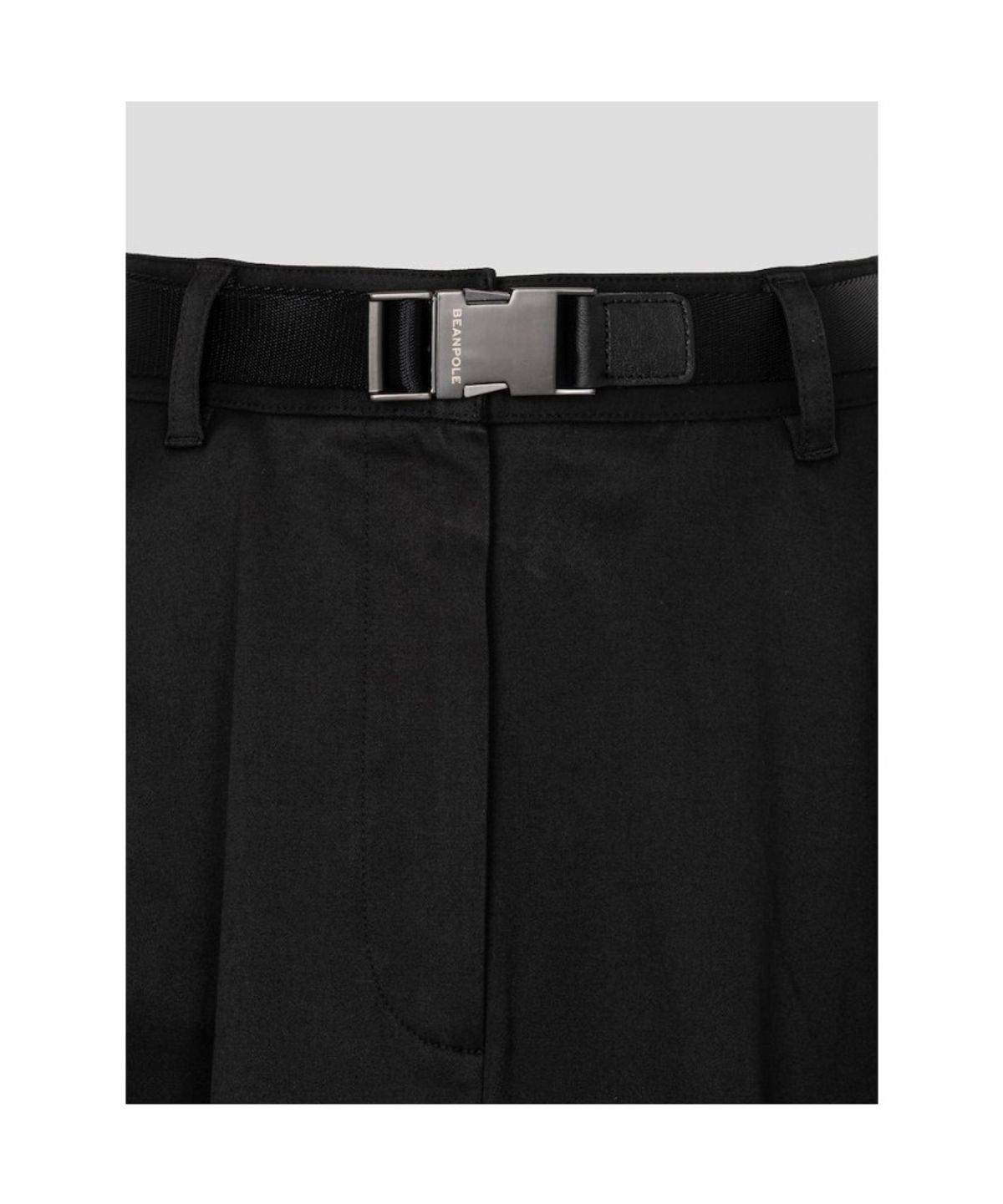 빈폴 레이디스(BEANPOLE LADIES) 치노 옵션벨트 플레어 스커트  블랙 (BF6827C115)