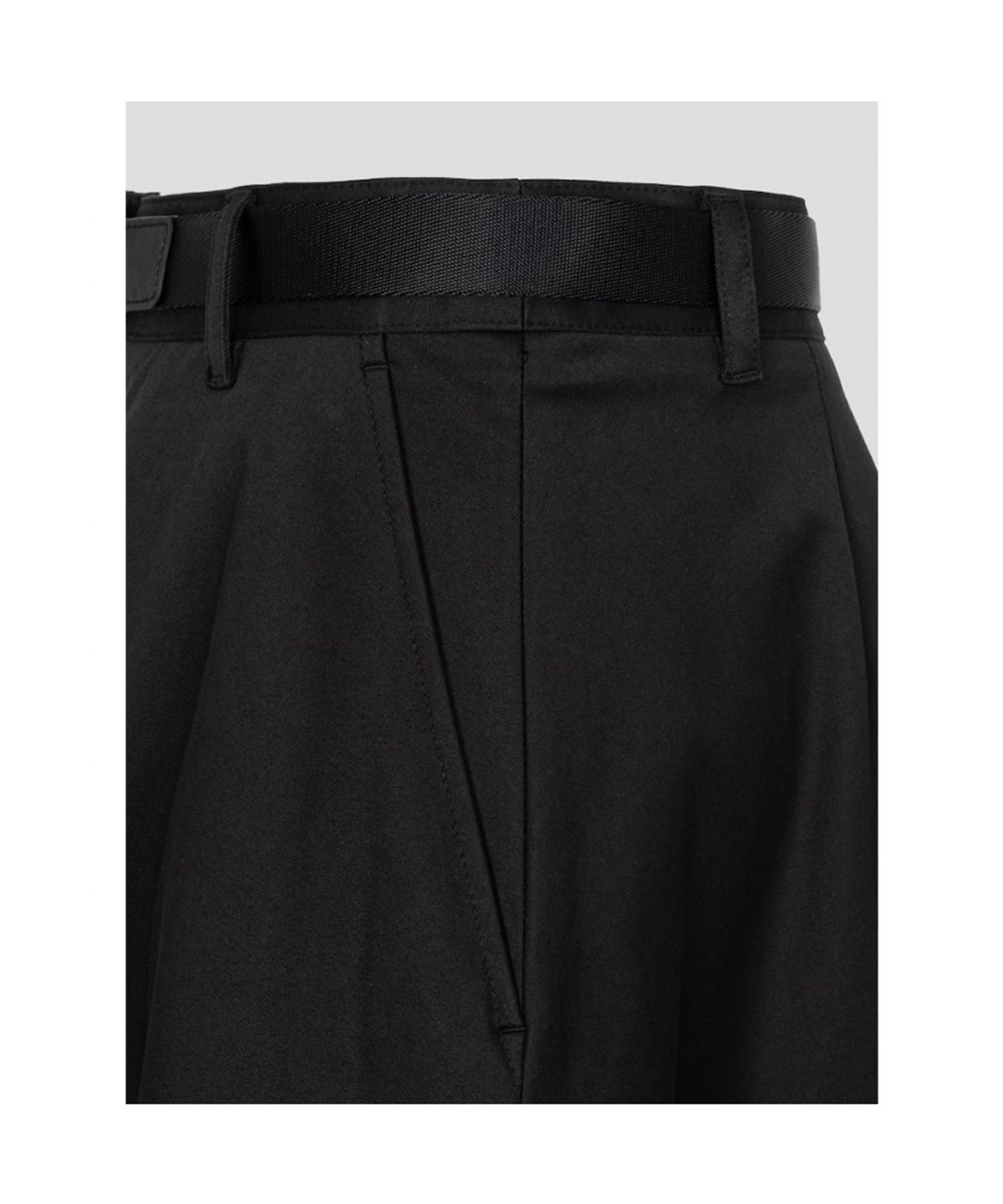 빈폴 레이디스(BEANPOLE LADIES) 치노 옵션벨트 플레어 스커트  블랙 (BF6827C115)