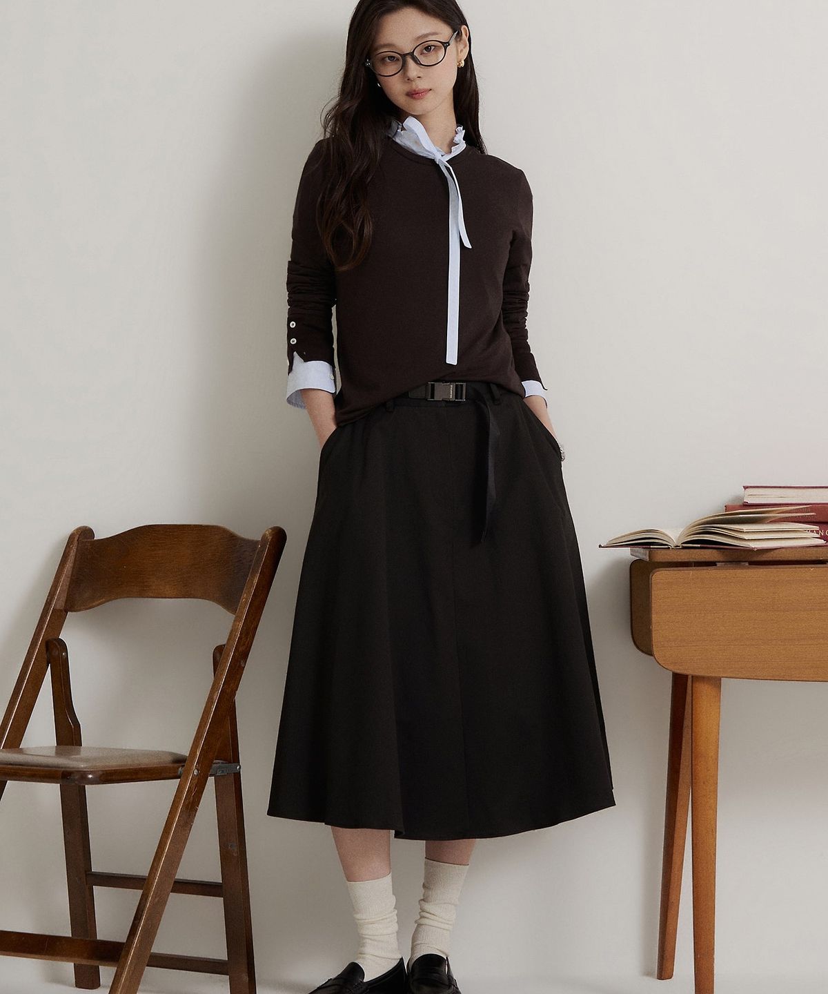 빈폴 레이디스(BEANPOLE LADIES) 치노 옵션벨트 플레어 스커트  블랙 (BF6827C115)
