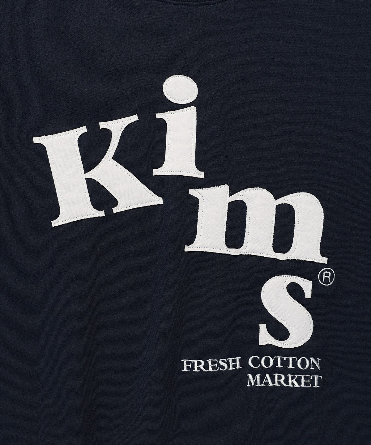 킴스 프레시 코튼 마켓(KIMS FRESH COTTON MARKET) Messy Alpha App Sweatshirt Navy
