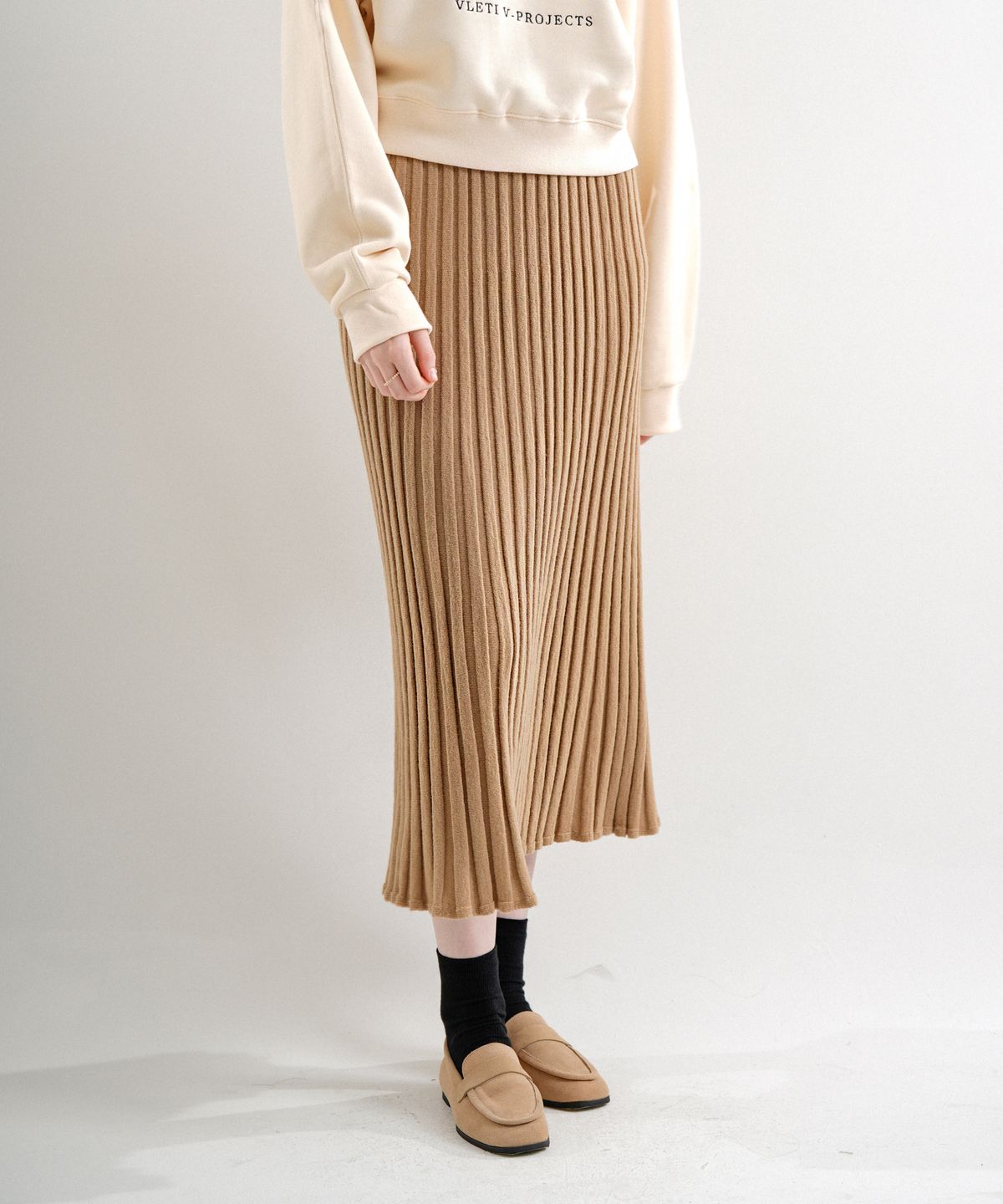 블레티(VLETI) Ramswool Pleats Knit Skirt (Beige)