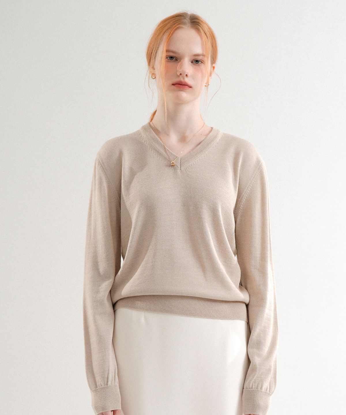 블레티(VLETI) Premium Anti-filling Wool V-neck Basic Knit (Gray_beige)