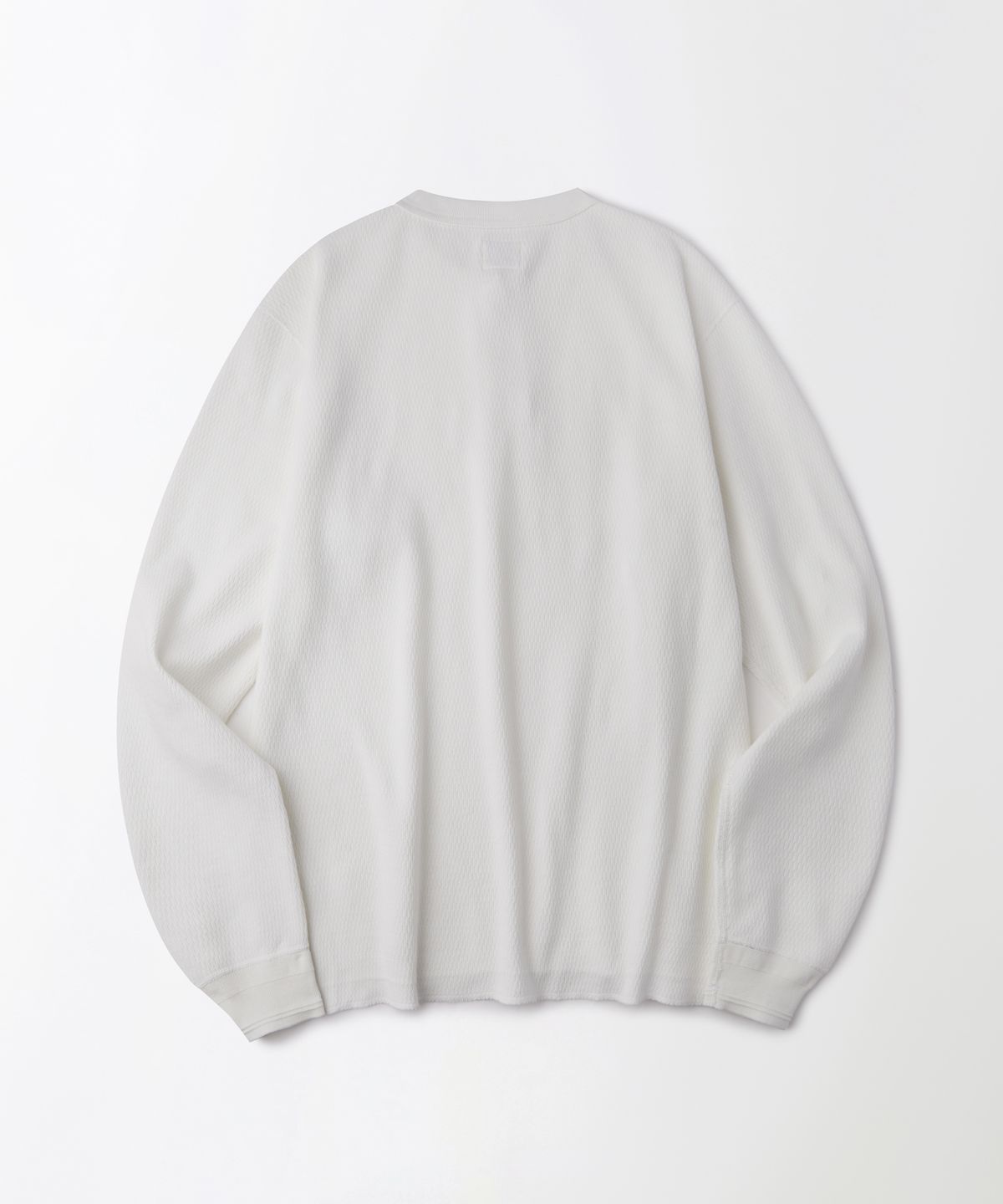 아웃스탠딩(OUTSTANDING) THERMAL VINTAGE HENLEY NECK LONG SLEEVE TEE_OFF WHITE