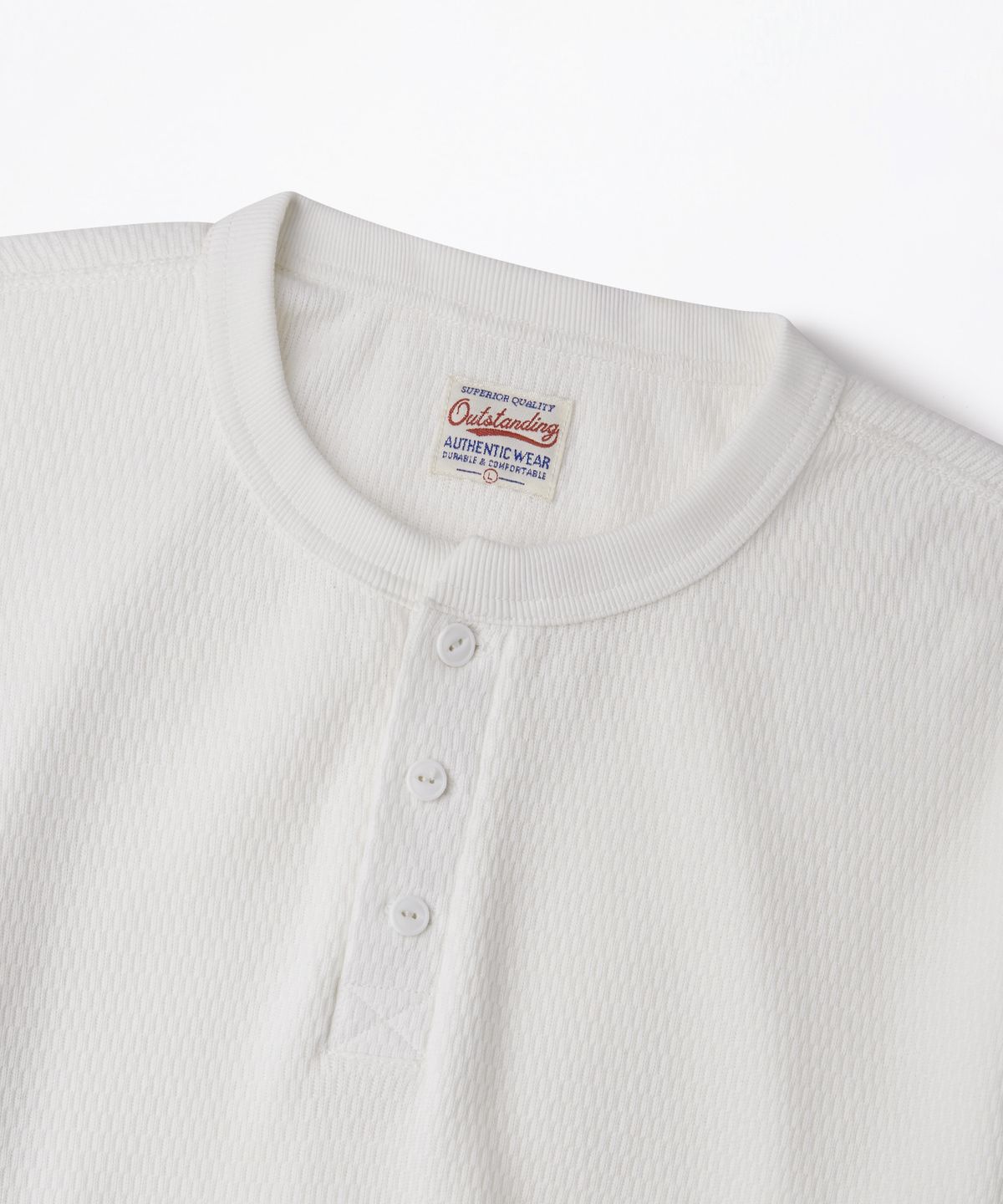 아웃스탠딩(OUTSTANDING) THERMAL VINTAGE HENLEY NECK LONG SLEEVE TEE_OFF WHITE