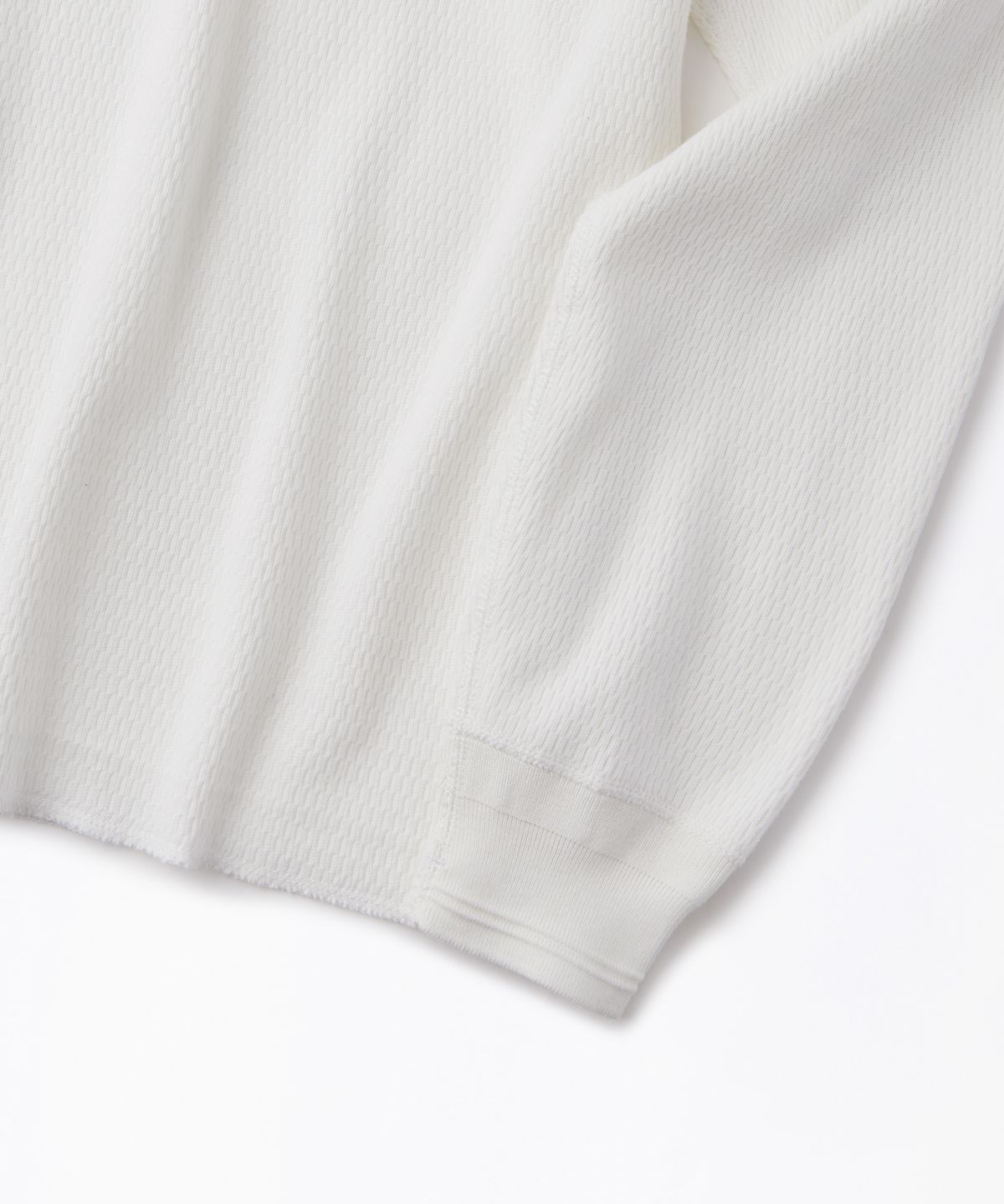 아웃스탠딩(OUTSTANDING) THERMAL VINTAGE HENLEY NECK LONG SLEEVE TEE_OFF WHITE