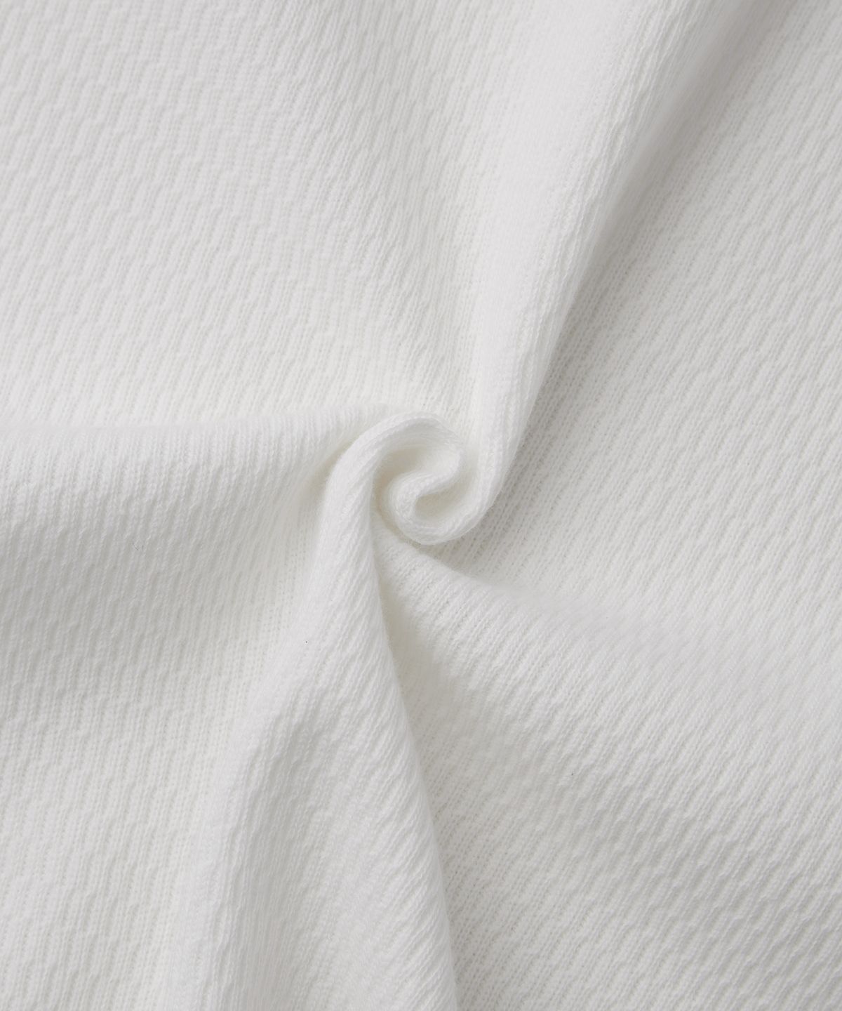 아웃스탠딩(OUTSTANDING) THERMAL VINTAGE HENLEY NECK LONG SLEEVE TEE_OFF WHITE