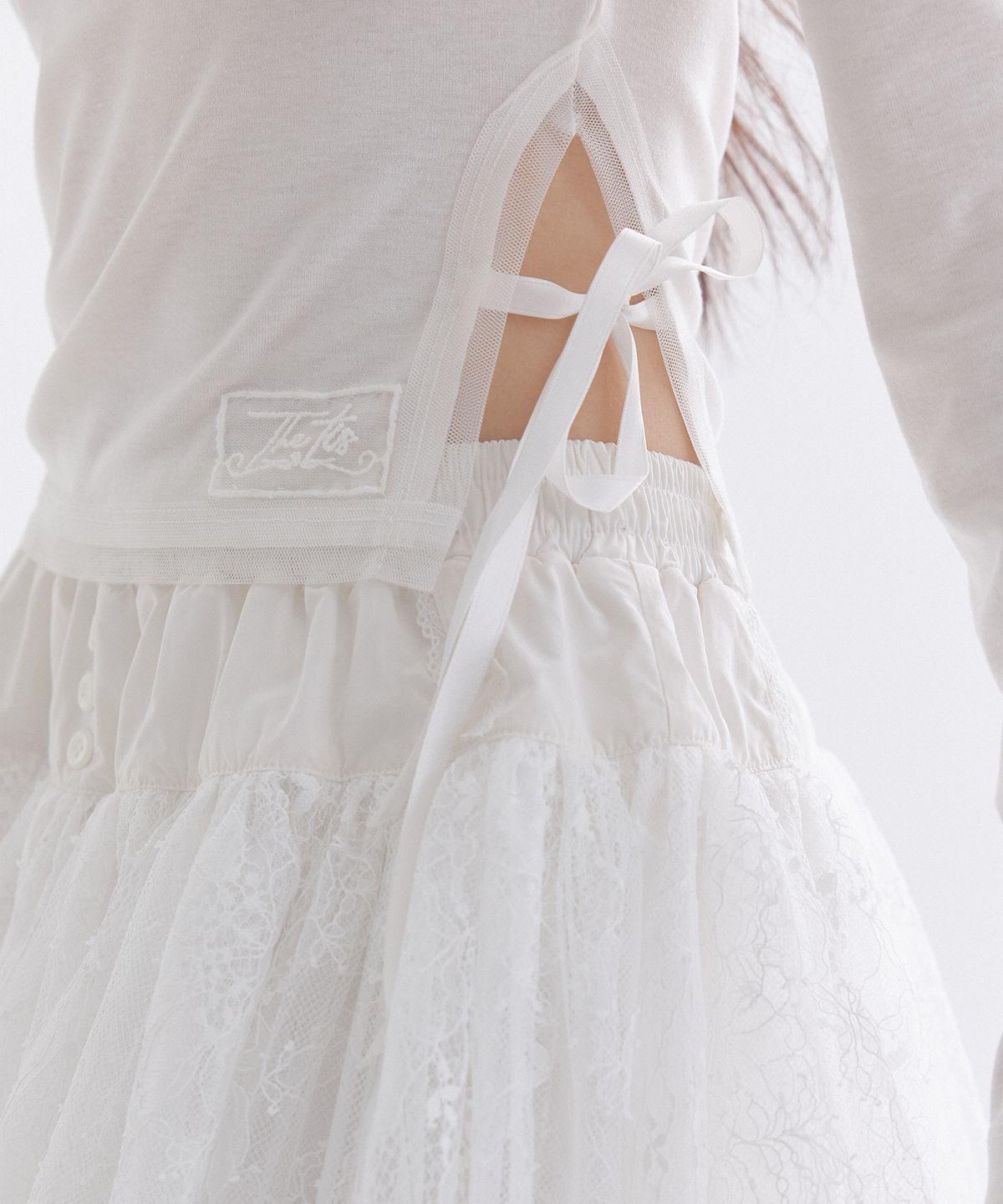 더티스(THETIS) PURE MESH SATIN RIBBON T-SHIRT_TT6S213IV