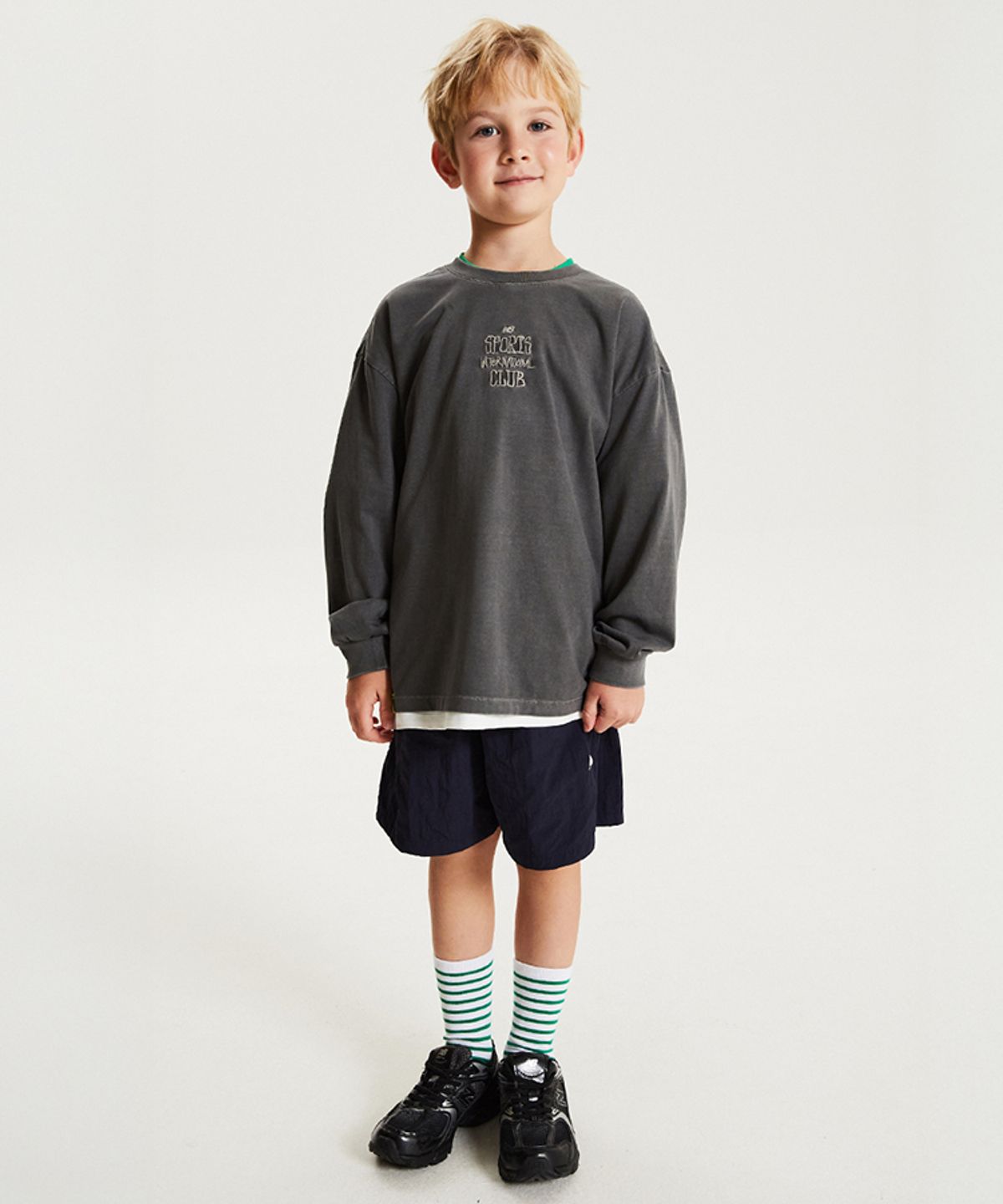 뉴발란스 키즈(NEWBALANCEKIDS) 피그먼트 일러스트 긴팔티 NK9BG4904U17