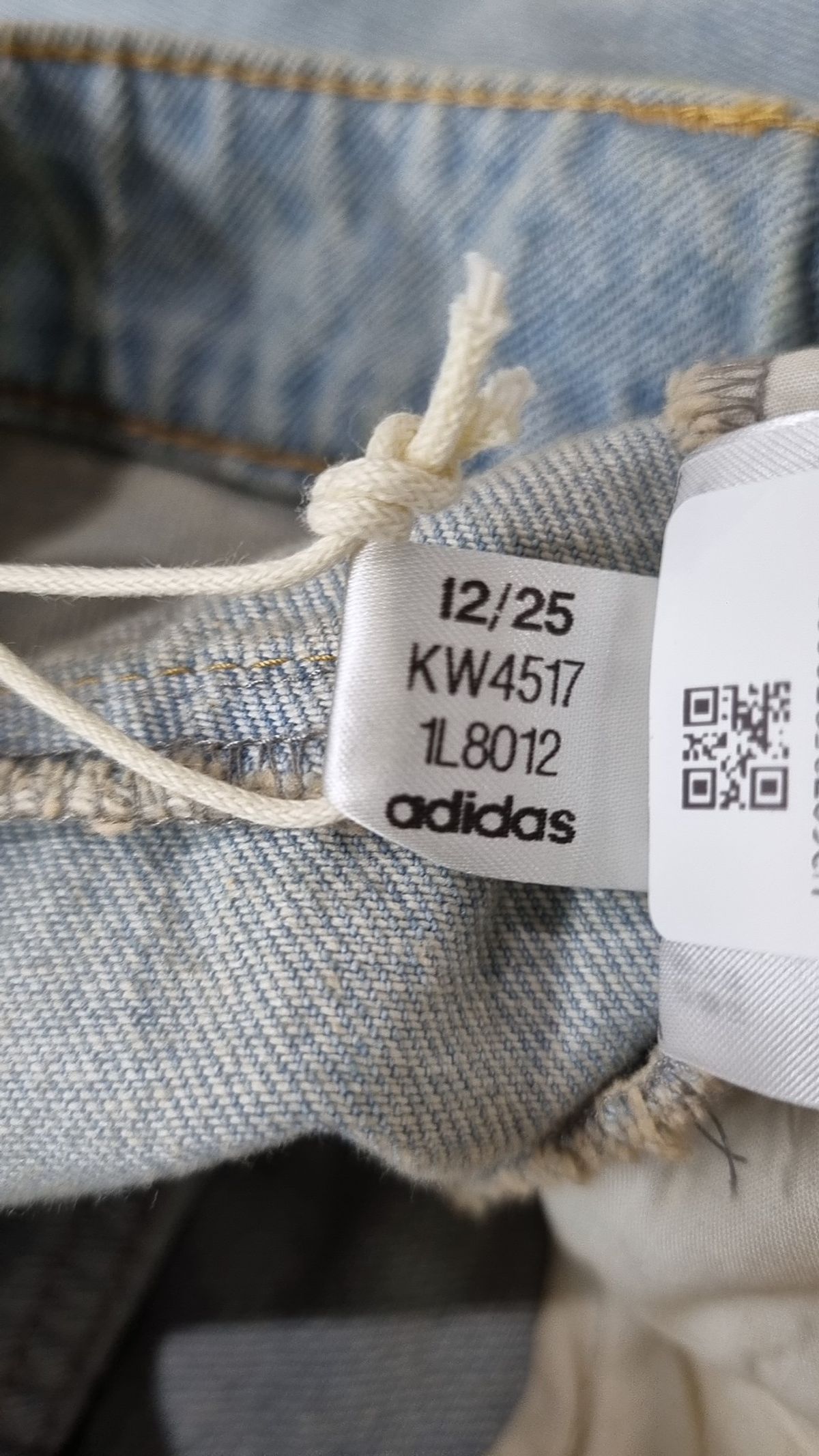아디다스(ADIDAS) 빈티지 와이드 진 KW4517 2830