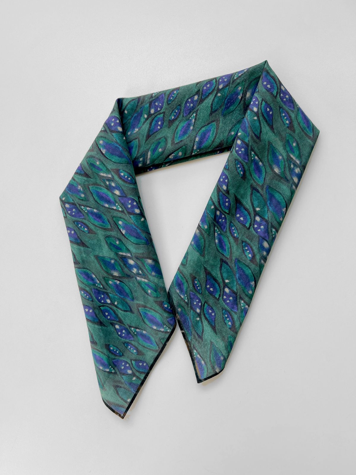 마레트라(MARAETHRA) Reiki 2 Cotton Square Scarf  레이키 2 코튼 스퀘어 스카프