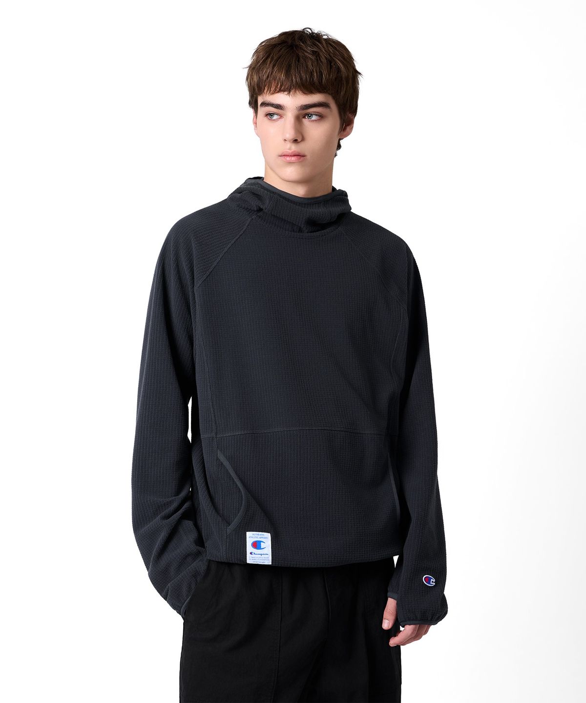 챔피온(CHAMPION) 와플 플리스 하이넥 후드 티셔츠 Charcoal