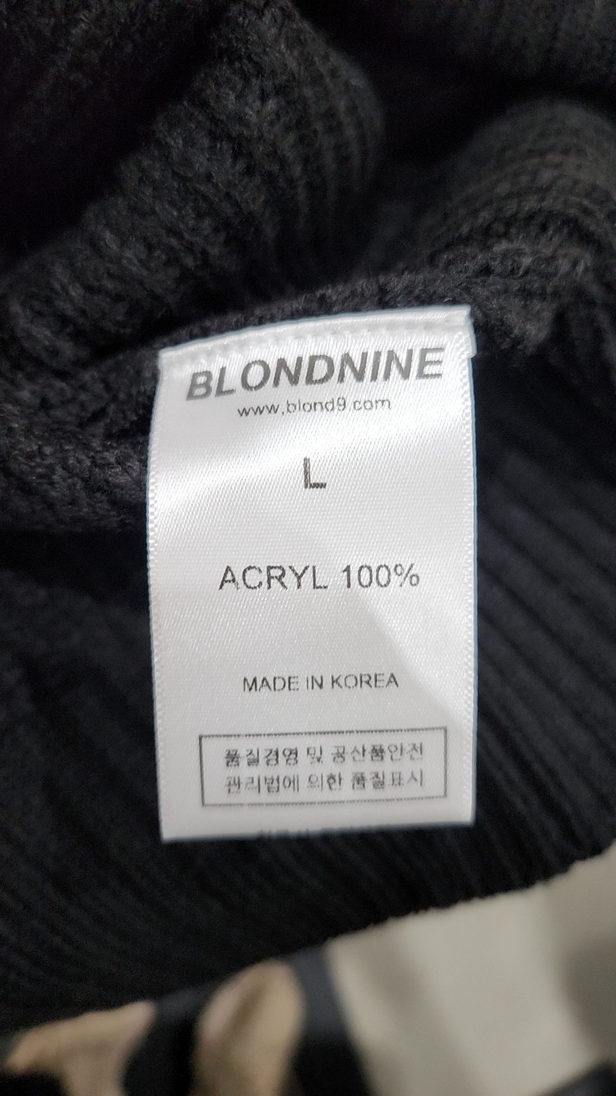 블론드나인(BLOND9) 니트/스웨터 L